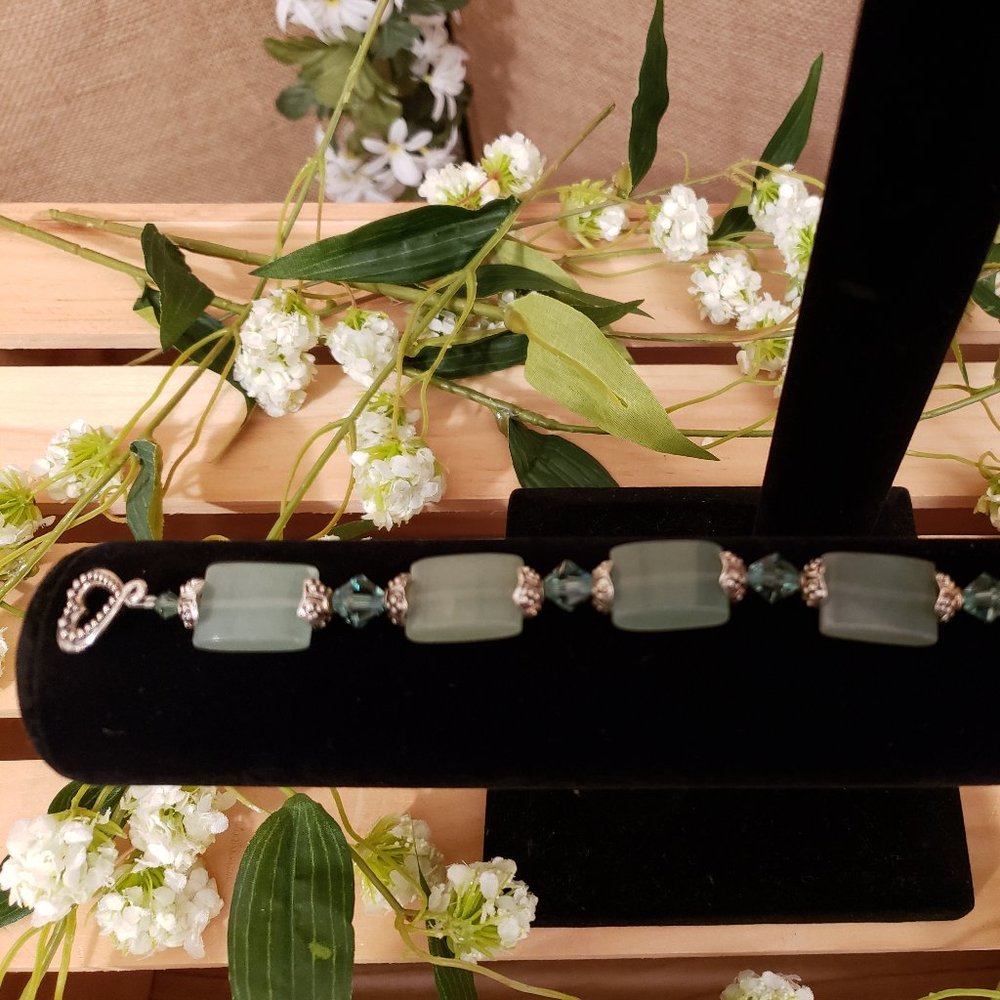 Aventurine and Swarovski Crystal Bracelet